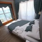 Отель Mehtap 3*